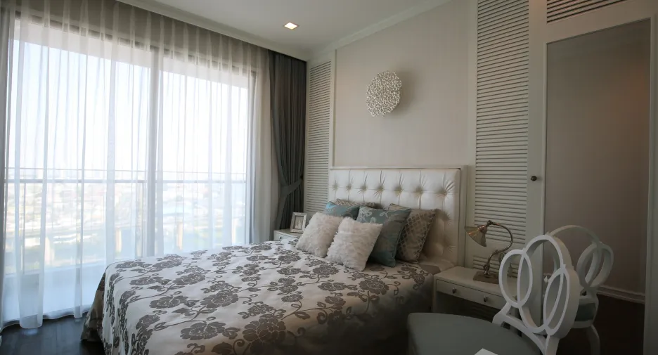À vendre 3 chambres condo à Yan Nawa, Bangkok