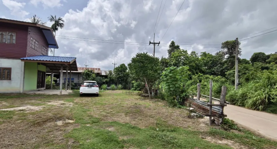 For sale 3 bedrooms house in Mueang Mukdahan, Mukdahan