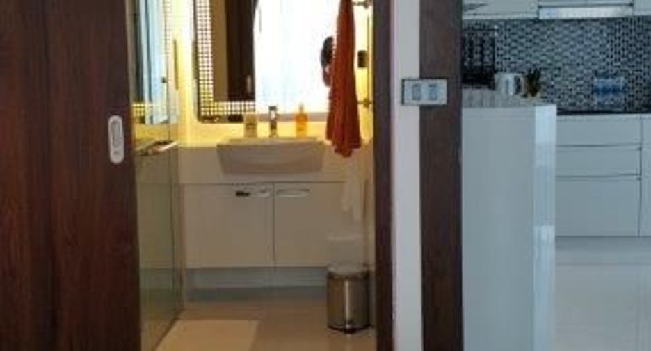 For sale and for rent 1 bed condo in Bang Lamung, Chonburi
