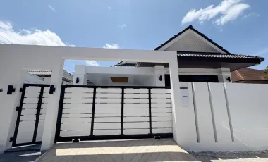 For rent 3 bedrooms house in Kathu, Phuket