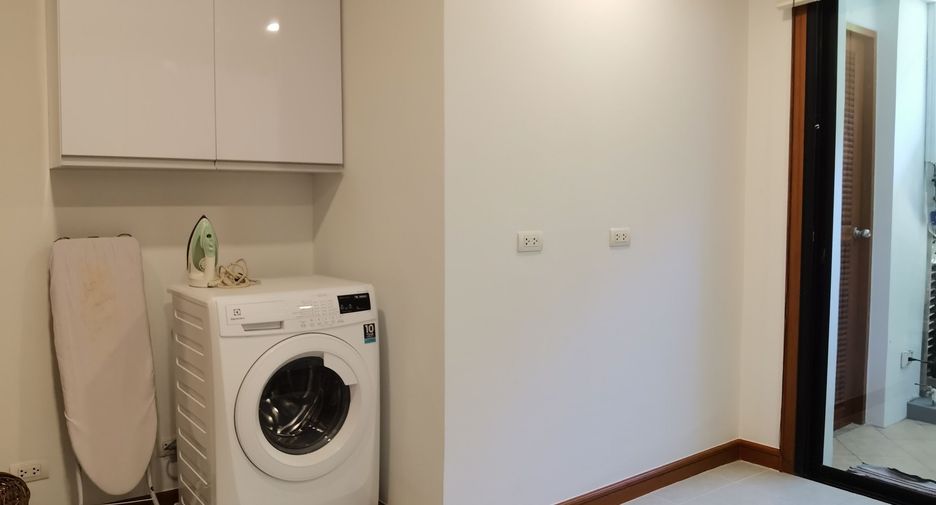 For rent 2 bedrooms townhouse in Thalang, Phuket