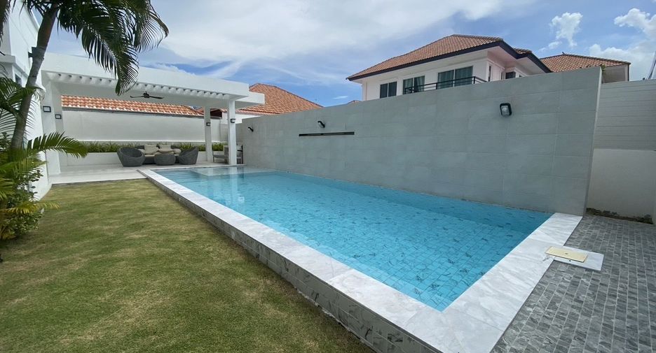 出售 和 出租 4 卧室 独立屋 在 Bang Lamung, Chon Buri