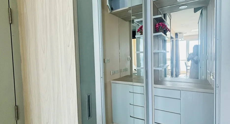 For rent 1 bed condo in Mueang Rayong, Rayong