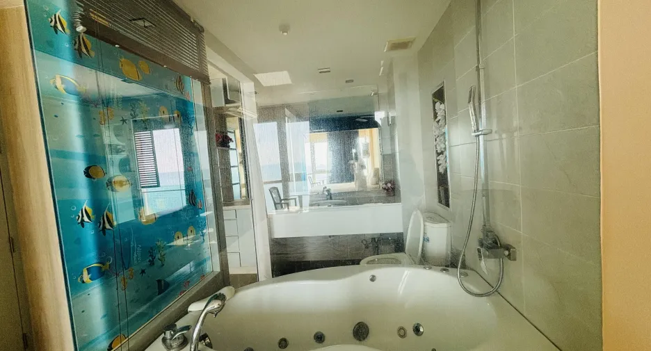 For rent 1 bed condo in Mueang Rayong, Rayong