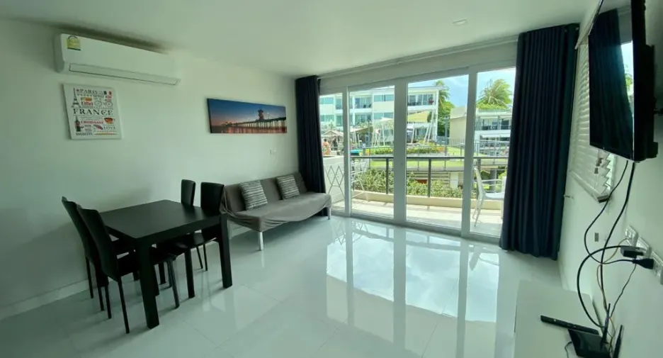 For rent 2 bedrooms condo in Mueang Phuket, Phuket