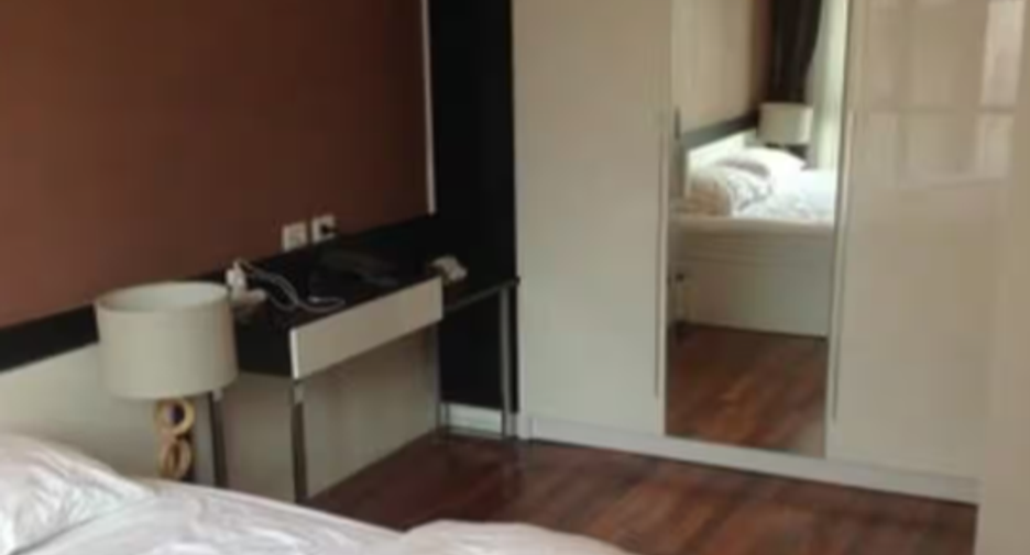For sale 1 bed condo in Watthana, Bangkok