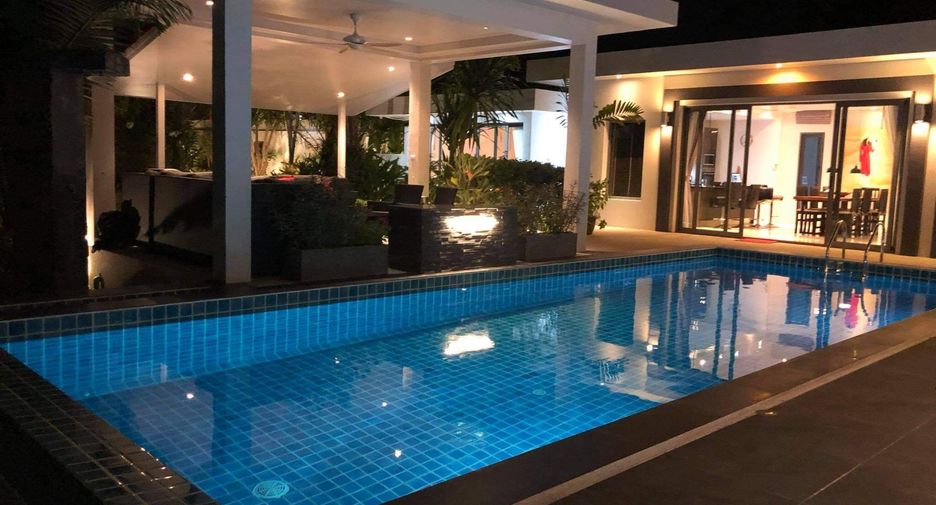 Villa zum Kauf mit 4 Zimmer in Mueang Phuket, Phuket