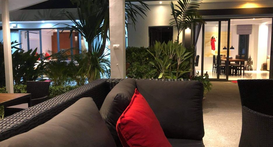 Villa zum Kauf mit 4 Zimmer in Mueang Phuket, Phuket