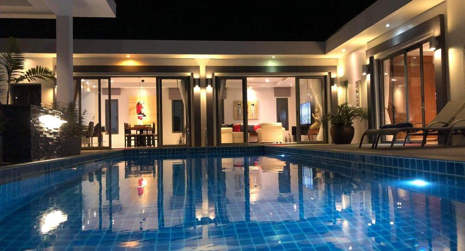 Villa zum Kauf mit 4 Zimmer in Mueang Phuket, Phuket