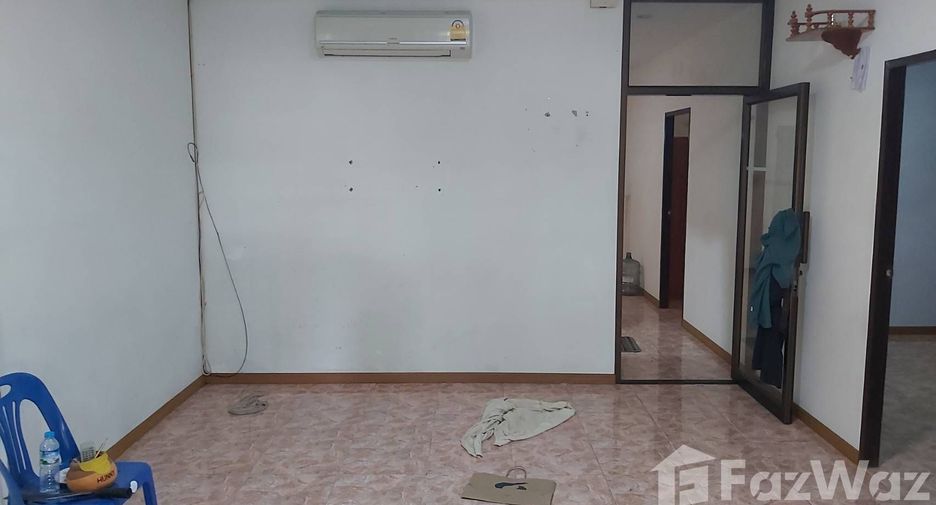 Casa en venta de 2 habitaciones en Phan Thong, Chonburi
