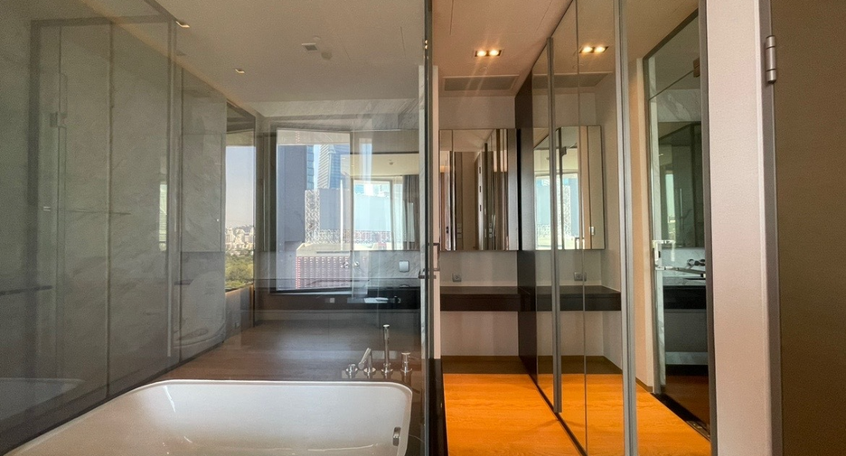 For sale 1 bed condo in Sathon, Bangkok