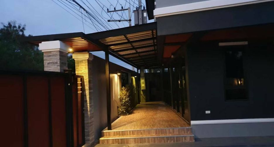 ขาย 12 ห้องนอน บ้านเดี่ยว ใน สัตหีบ, ชลบุรี