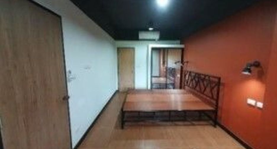 ขาย 12 ห้องนอน บ้านเดี่ยว ใน สัตหีบ, ชลบุรี