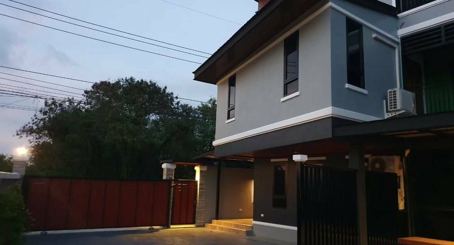 ขาย 12 ห้องนอน บ้านเดี่ยว ใน สัตหีบ, ชลบุรี