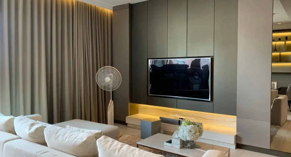 For sale 3 bedrooms condo in Pathum Wan, Bangkok