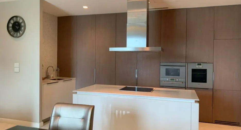 For sale 3 bedrooms condo in Pathum Wan, Bangkok
