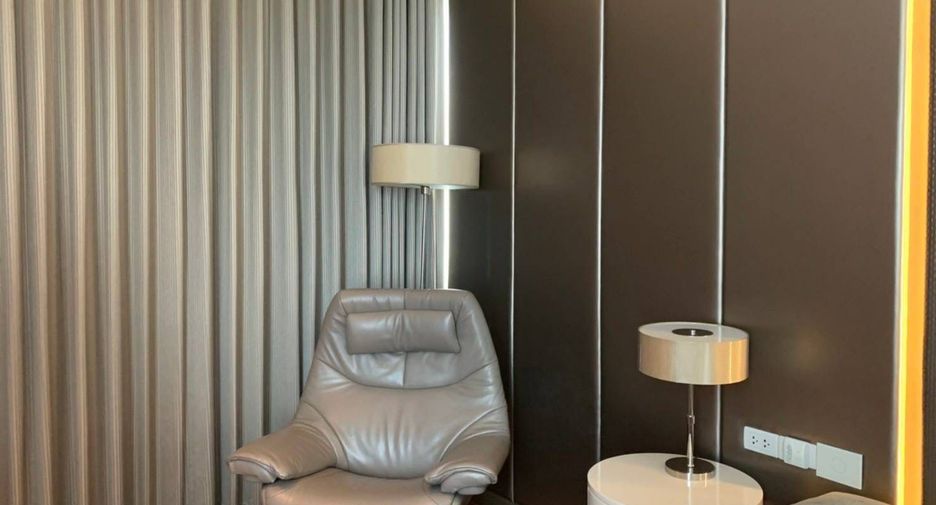 For sale 3 bedrooms condo in Pathum Wan, Bangkok