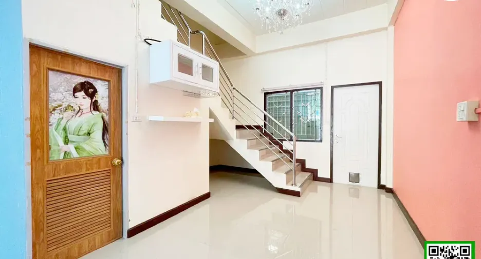 For sale 2 bedrooms townhouse in Mueang Uttaradit, Uttaradit