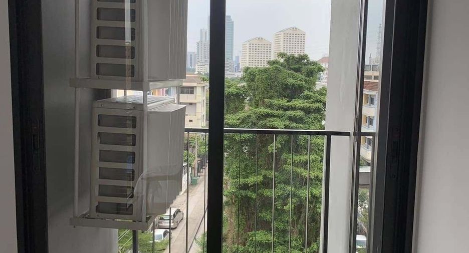 出售 和 出租 1 卧室 公寓 在 Huai Khwang, 曼谷