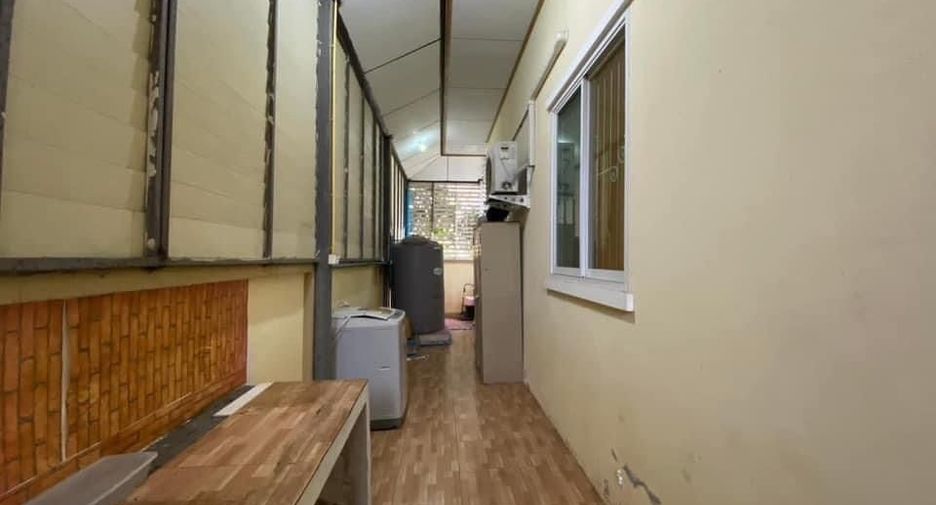 For sale and for rent 3 bedrooms house in Sattahip, Chonburi