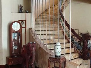 For sale 6 bedrooms house in Thon Buri, Bangkok