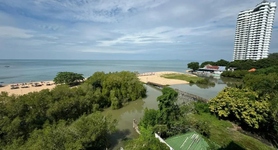 For sale 2 bedrooms apartment in Sattahip, Chonburi
