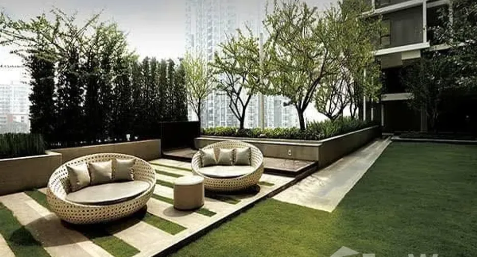 For sale studio condo in Huai Khwang, Bangkok