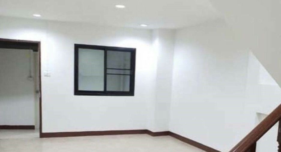 ขาย 4 ห้องนอน บ้านเดี่ยว ใน เมืองสมุทรปราการ, สมุทรปราการ