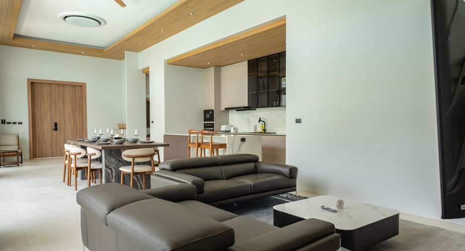 For sale 4 bedrooms villa in Thalang, Phuket
