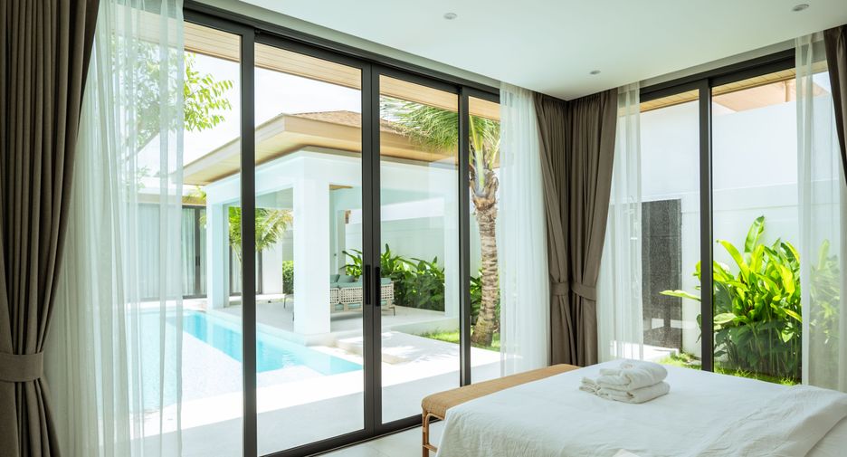 For sale 4 bedrooms villa in Thalang, Phuket