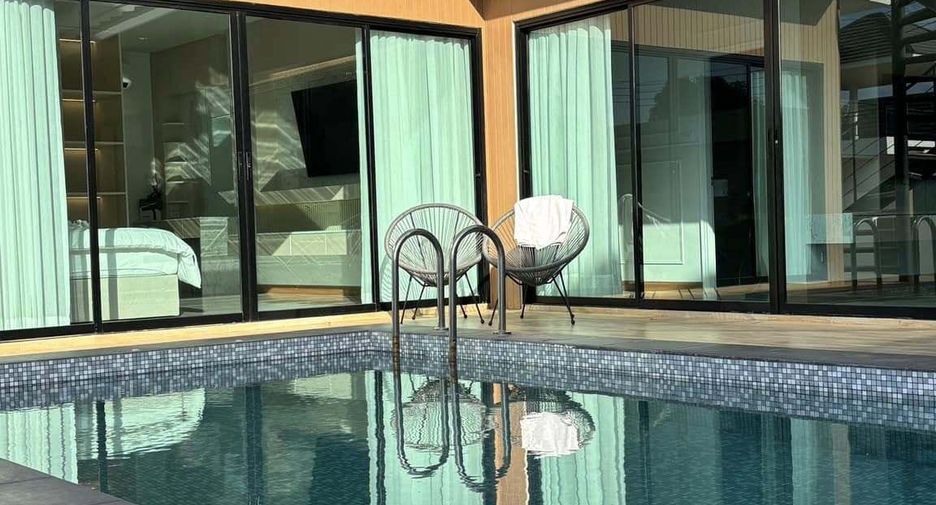 For rent 4 bedrooms villa in Bang Lamung, Chonburi