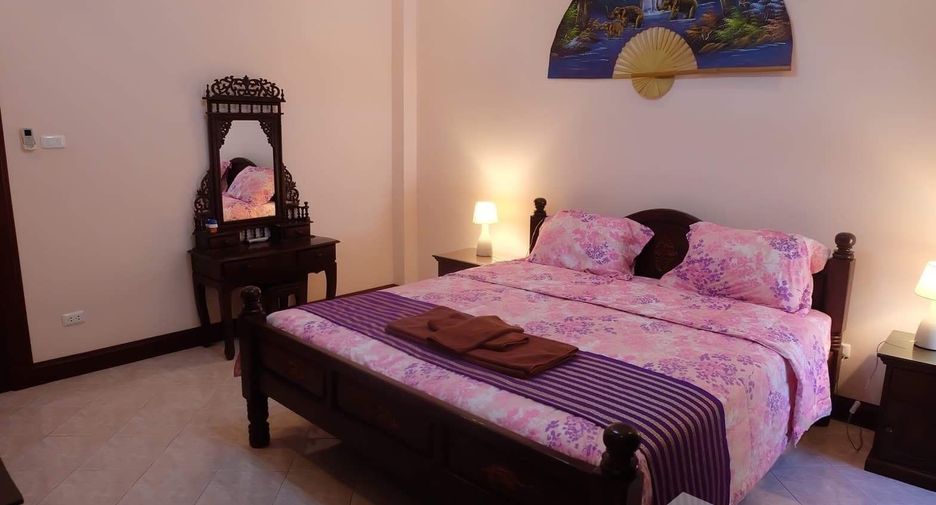 For rent 3 bedrooms villa in Mueang Phuket, Phuket