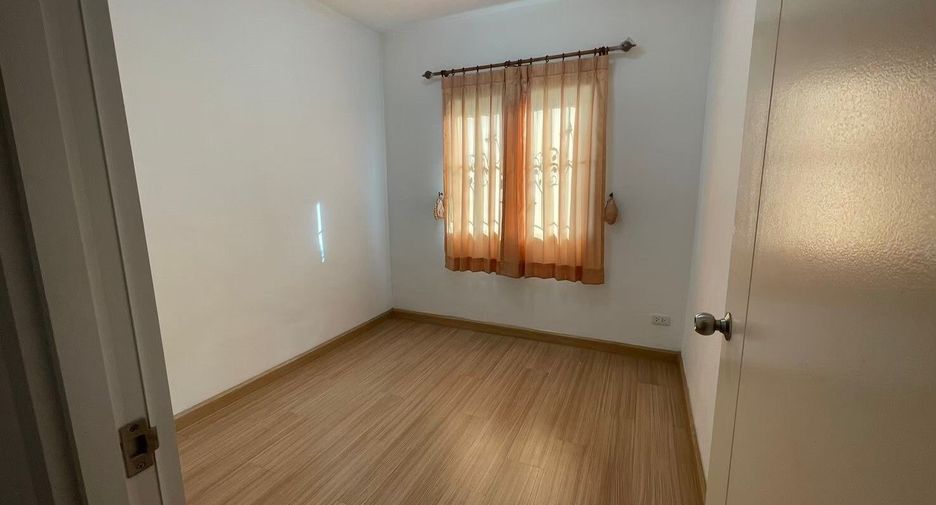 For sale 3 ベッドルーム townhouse in Mueang Samut Prakan, Samut Prakan