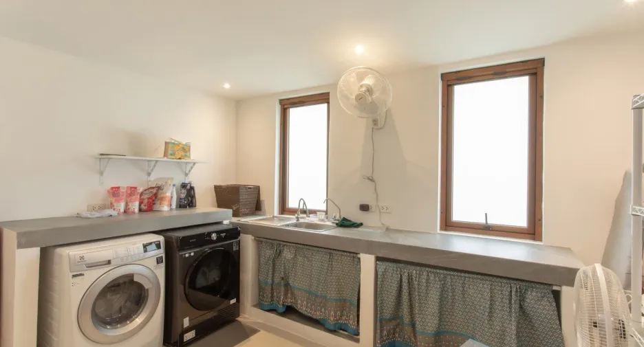 Villa zum Kauf mit 5 Zimmer in Thalang, Phuket
