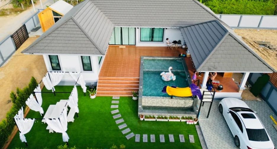 For rent 3 ベッドルーム villa in Huay Yai, Pattaya