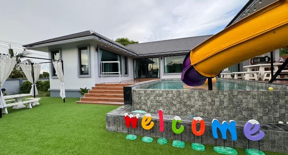 Villa en alquiler de 3 habitaciones en Bang Lamung, Chonburi