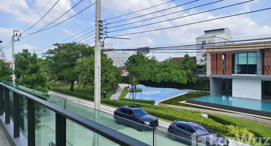 For rent 6 bedrooms house in Mueang Nonthaburi, Nonthaburi