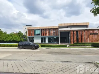 Casa en alquiler de 6 habitaciones en Mueang Nonthaburi, Nonthaburi
