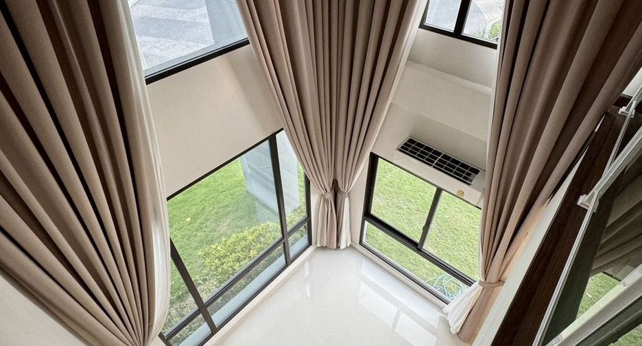 For rent 6 bedrooms house in Mueang Nonthaburi, Nonthaburi