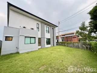 Casa en alquiler de 6 habitaciones en Mueang Nonthaburi, Nonthaburi