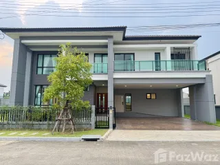 Casa en alquiler de 6 habitaciones en Mueang Nonthaburi, Nonthaburi