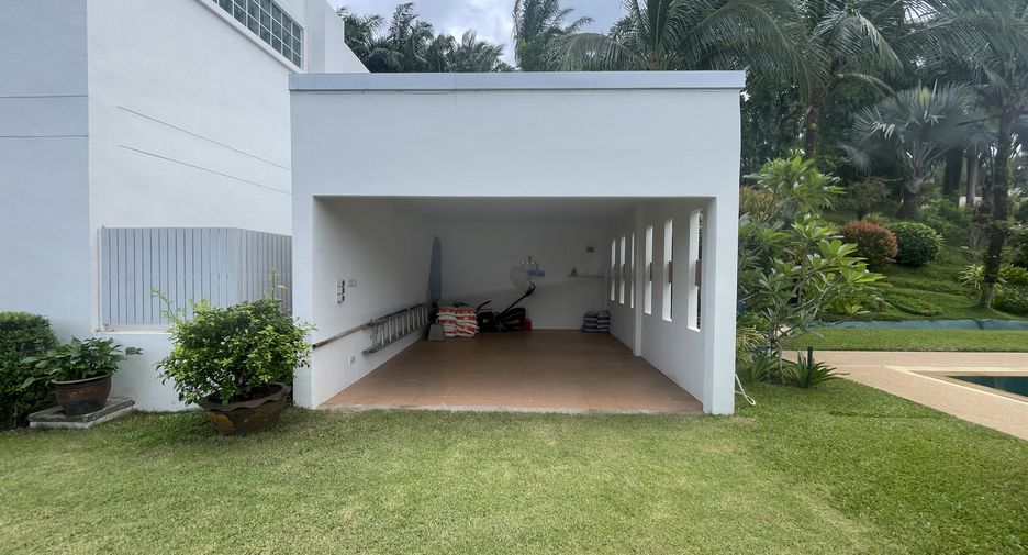 For sale 4 bedrooms house in Thalang, Phuket