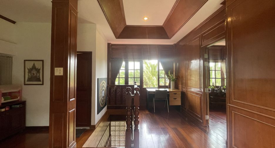 For sale 4 bedrooms house in Thalang, Phuket