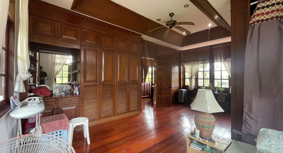 For sale 4 bedrooms house in Thalang, Phuket