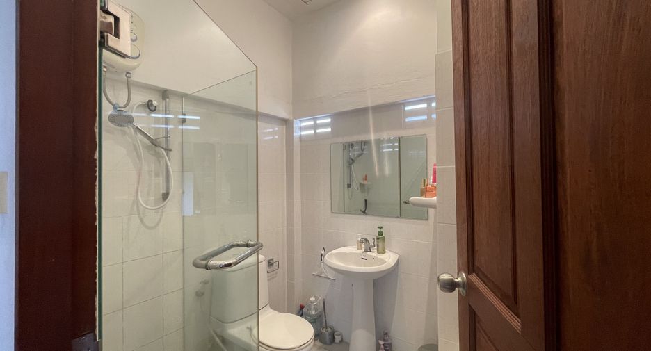 For sale 4 bedrooms house in Thalang, Phuket