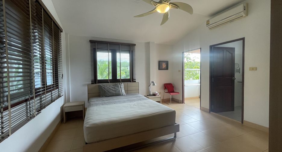 For sale 4 bedrooms house in Thalang, Phuket
