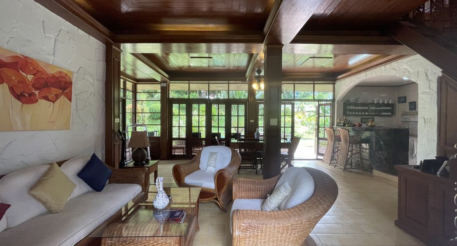 For sale 4 bedrooms house in Thalang, Phuket