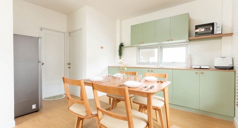 For rent 3 bedrooms townhouse in Thalang, Phuket