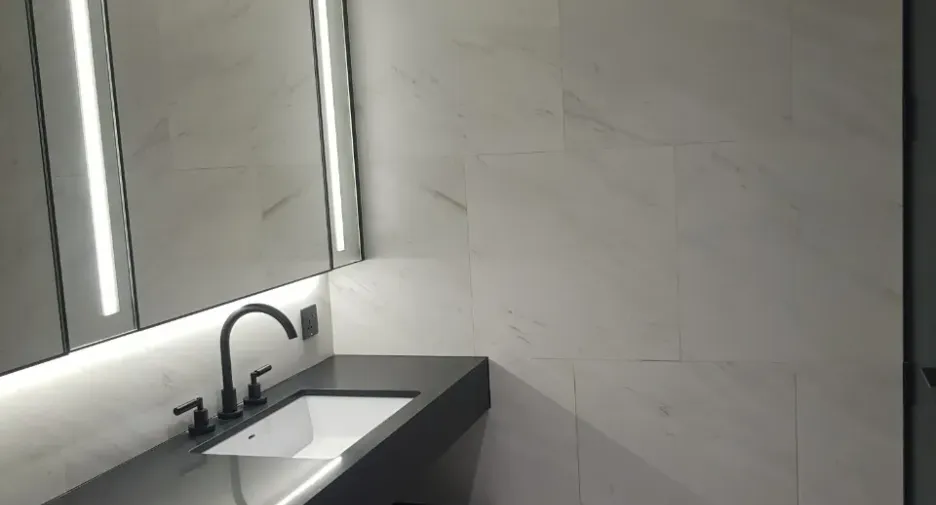 Condo en venta y en alquiler de 1 habitaciones en Sathon, Bangkok