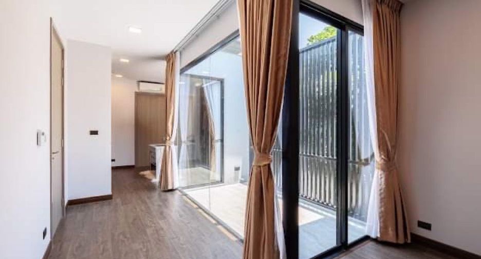 Продажа и аренда 4 спальни дом в Пращет, Бангкок